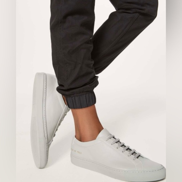 Lululemon Modern Netted Overlay Jogger in Black - Picture 16 of 16